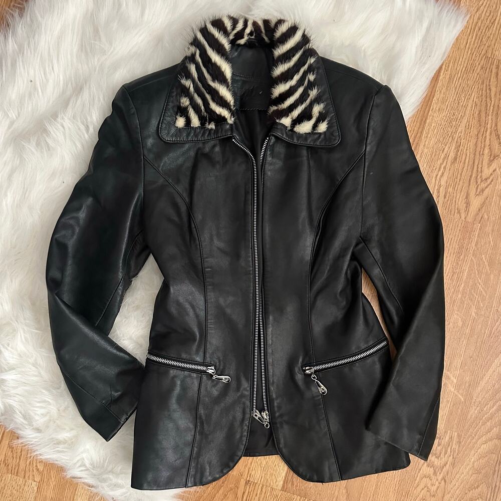 Vintage Black Leather Jacket Zebra Fur Collar
